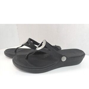 Crocs Sanrah Beveled Circle Wedge Flip Flop Sandal Black Silver Womens 8